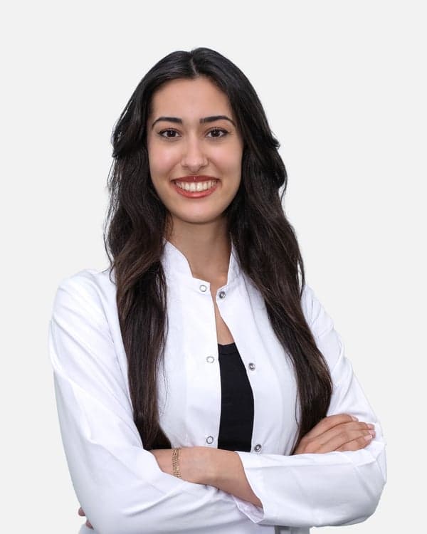 Dt. Zeynep Canıbek
