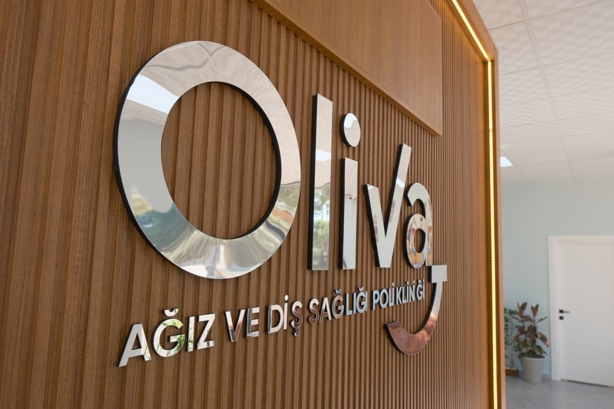 Logo Tabelası Geniş Açı